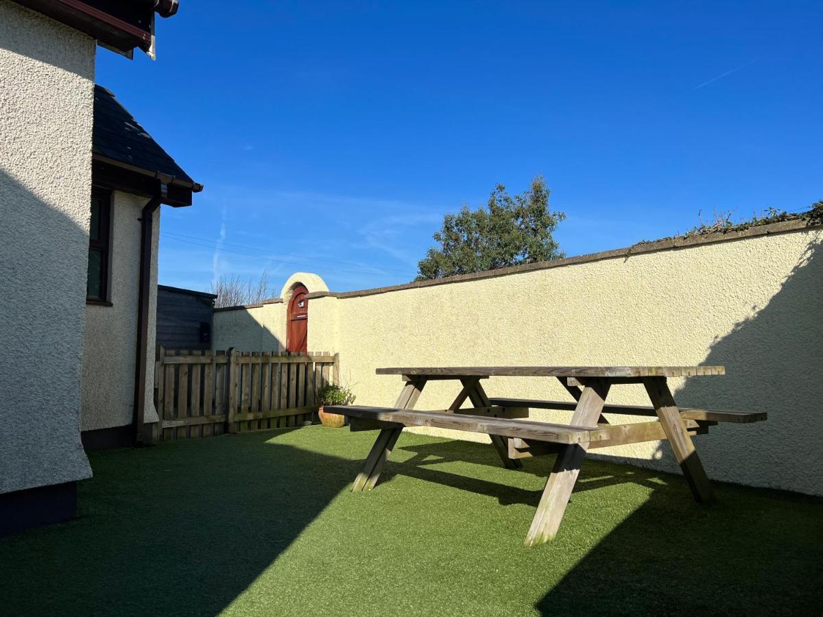 3 Bed Detached Cottage- Log Burner Mountain Views Beaumaris Exterior foto
