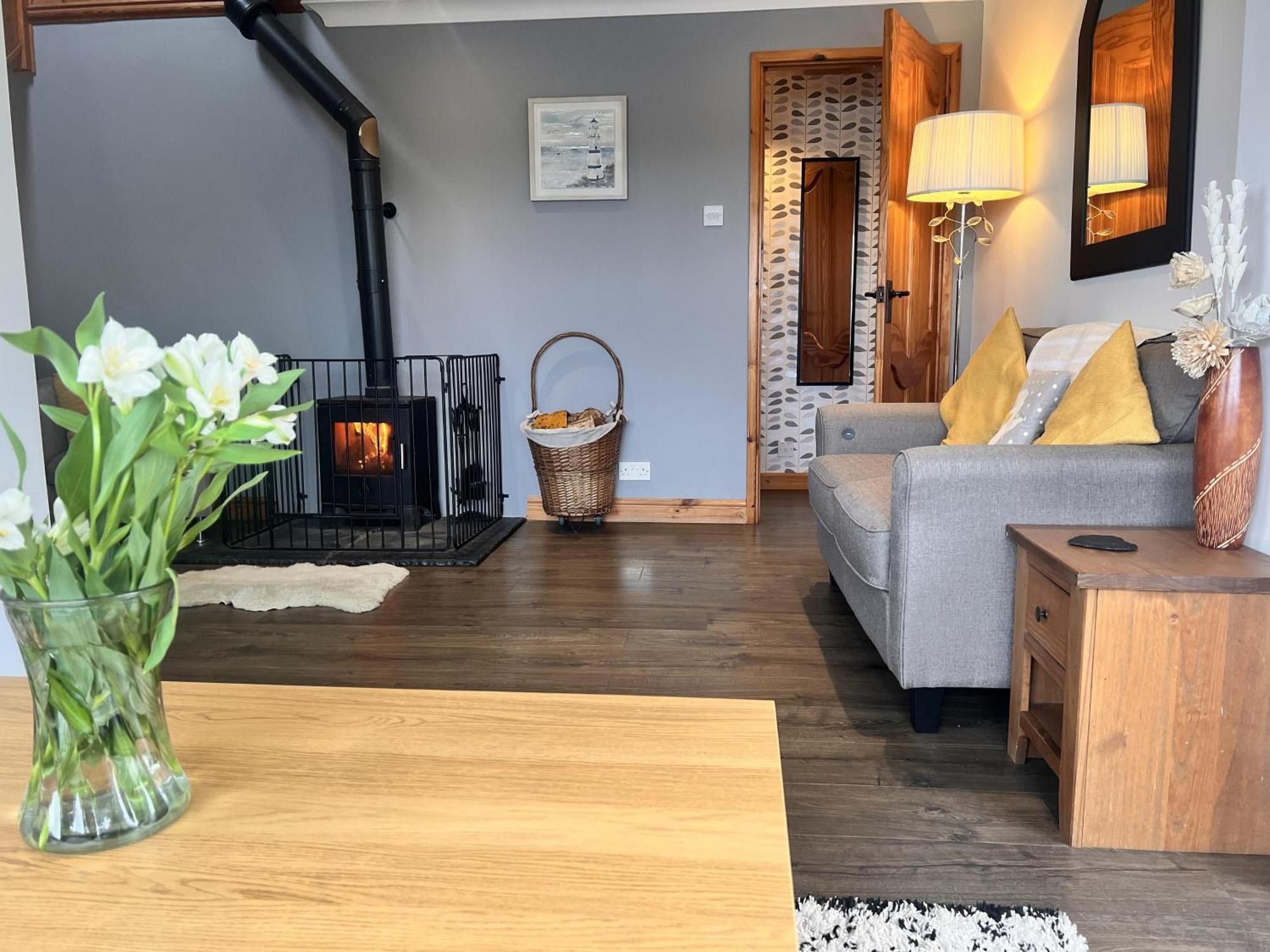 3 Bed Detached Cottage- Log Burner Mountain Views Beaumaris Exterior foto