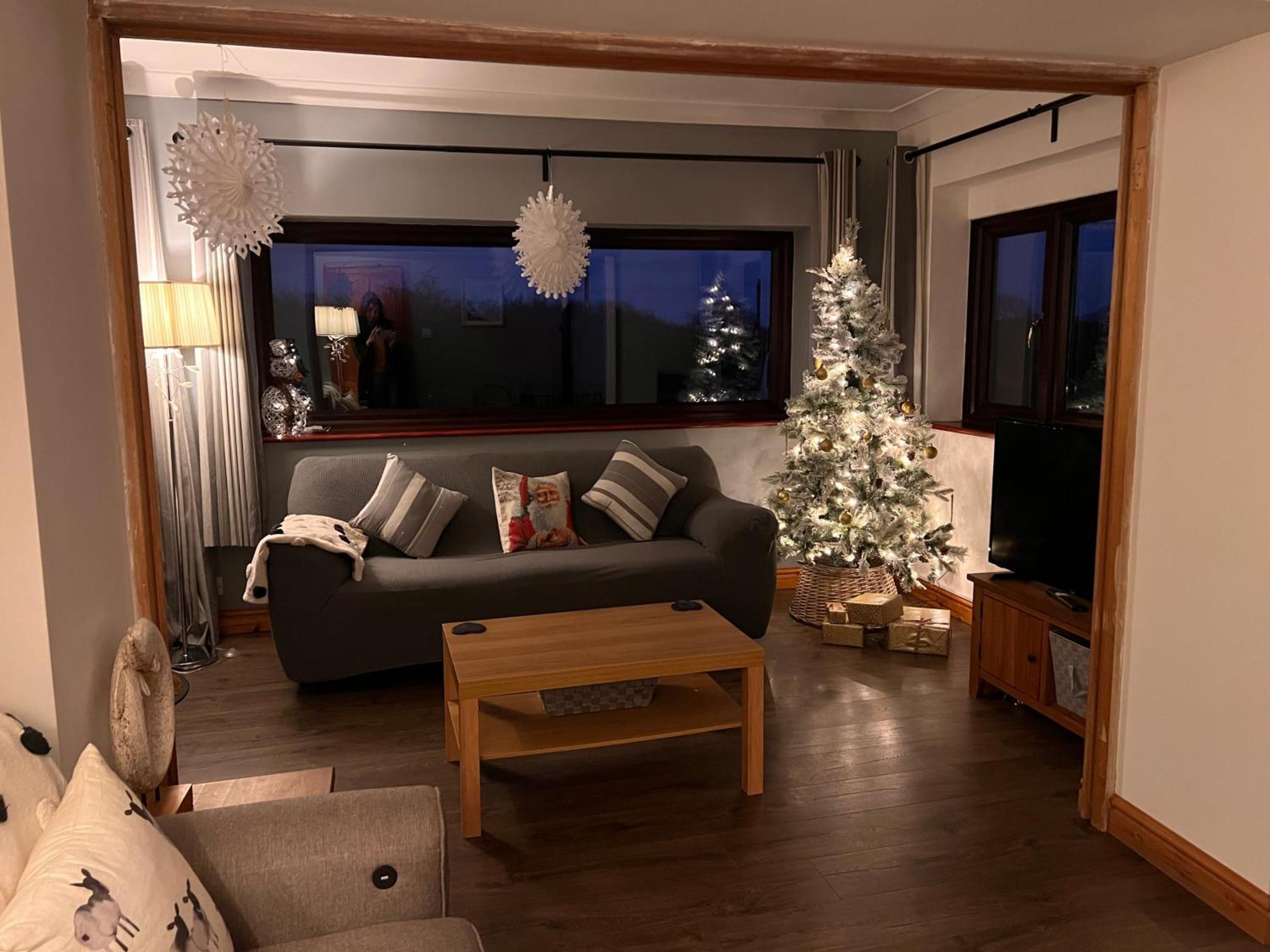 3 Bed Detached Cottage- Log Burner Mountain Views Beaumaris Exterior foto